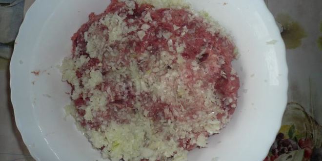 Рецепт пельменей из говядины и свинины по-уральски