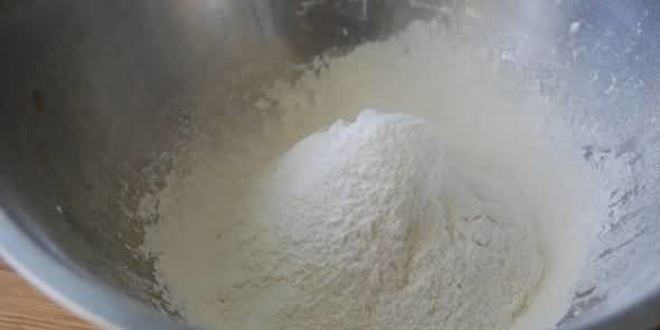 Рецепт пельменей с фаршем и соком ягод