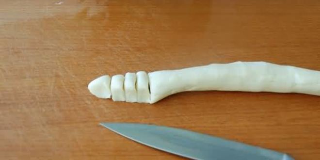 Рецепт пельменей с фаршем и соком ягод