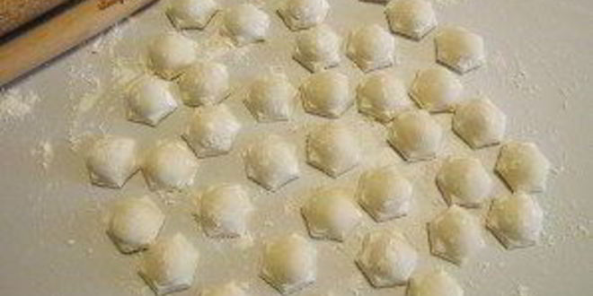 Рецепт пельменей с сыром в духовке