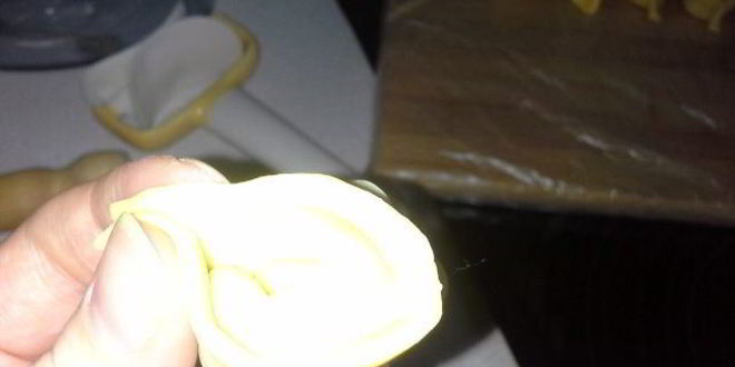 Рецепт пельменей-ушек из морковного теста