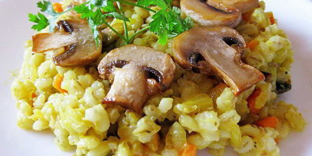 Как приготовить диетический плов с грибами