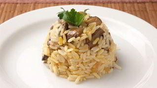 Рецепт Плова с грибами и кедровыми орешками