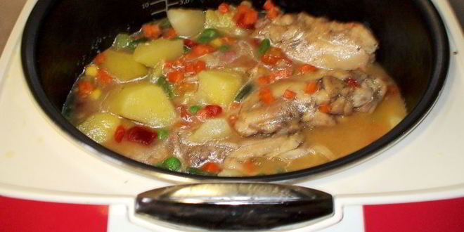 Рецепт овощного рагу с куриными бедрышками