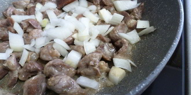 Рецепт овощного рагу с куриными желудками