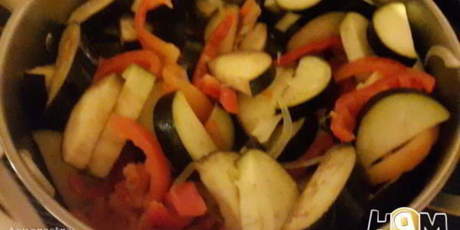 Рецепт рагу из баклажан с перцем