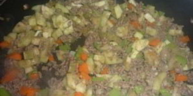 Рецепт рагу из фарша с кабачками