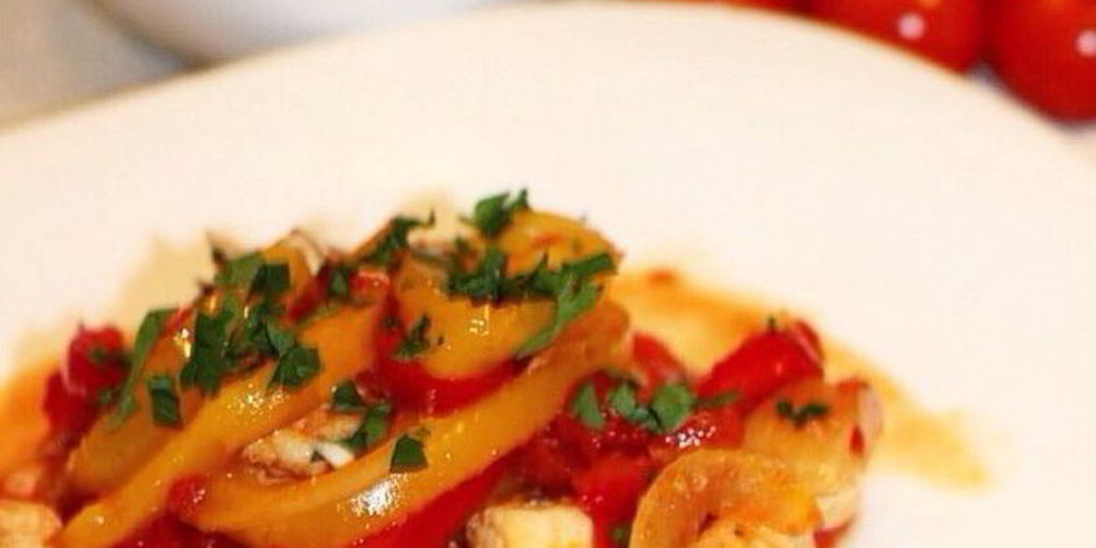 Как приготовить рагу из куриного филе с перцами