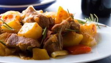 Рецепт Рагу из свинины с картофелем и перцем чили