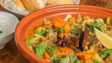 Рецепт Рагу из ягненка с абрикосами и мятой