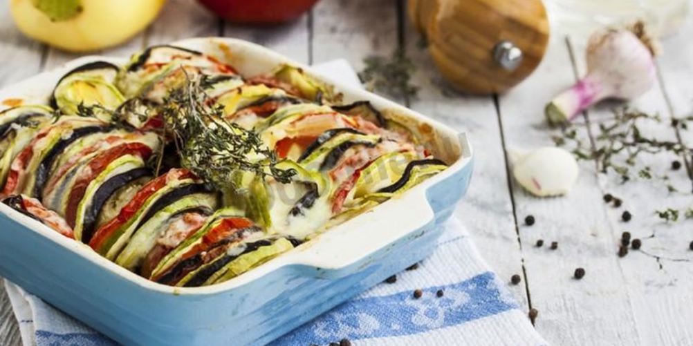 Как приготовить рататуй с сыром в духовке