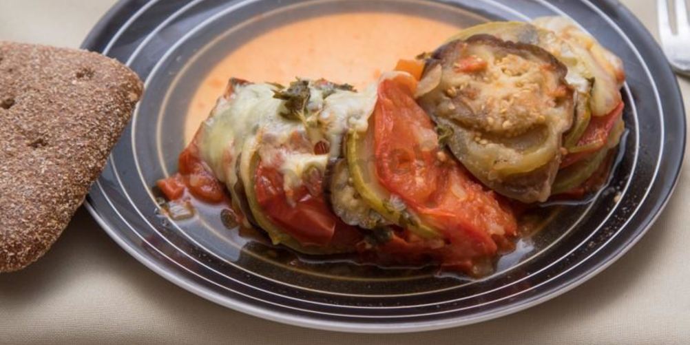 Как приготовить рататуй в духовке с сыром