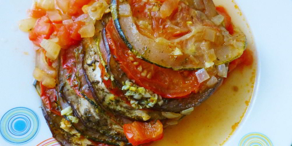 Как приготовить рататуй запеченный слоями