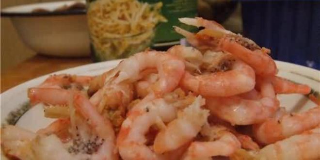 Рецепт рисовой лапши с креветками, мидиями и овощами