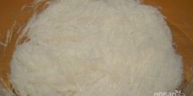 Рецепт рисовой лапши с лососем и брокколи