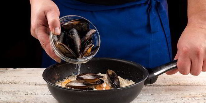 Рецепт ризотто с креветками и мидиями