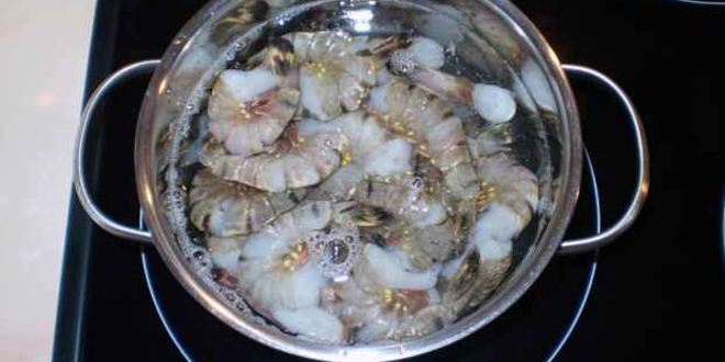 Рецепт креветок жареных с чесноком