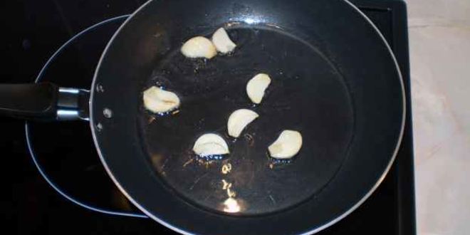 Рецепт креветок жареных с чесноком