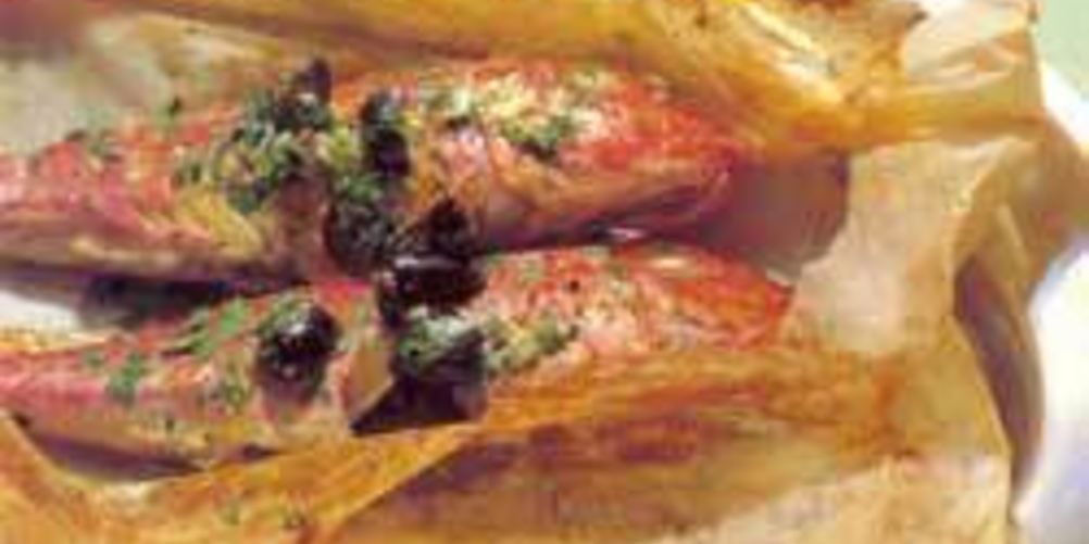 Как приготовить окуня, запеченного в пергаменте