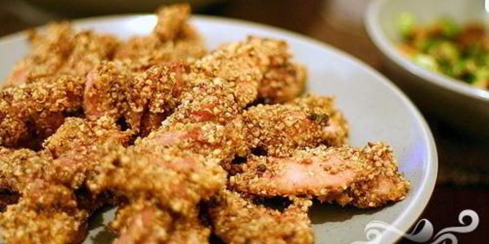 Как приготовить куриный шашлык в панировке с салатом