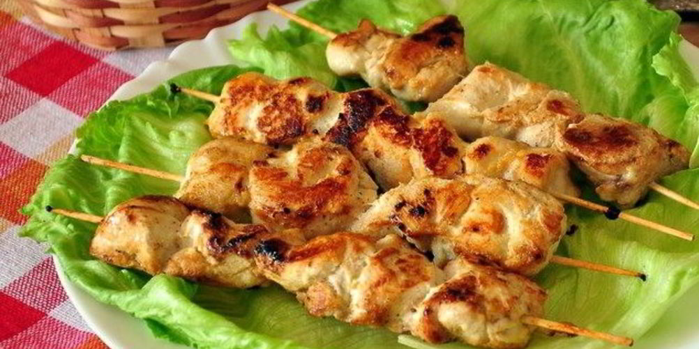 Как приготовить куриные шашлычки на шпажках на сковороде