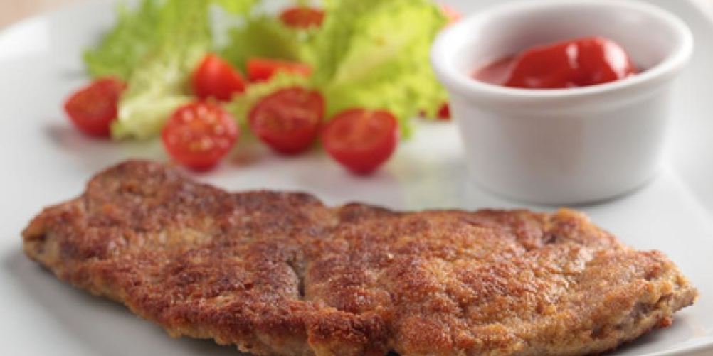 Как приготовить панированный шницель с овощами