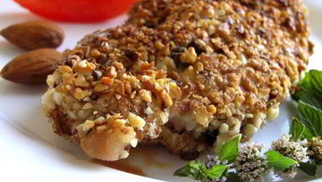 Рецепт Шницеля с мятой, миндалем и кедровыми орешками