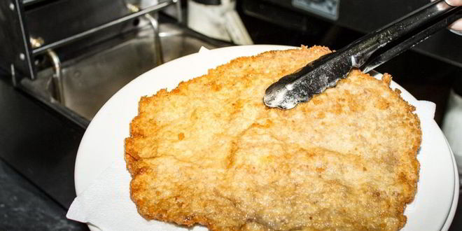 Рецепт венского шницеля из парной телятины в хрустящей корочке