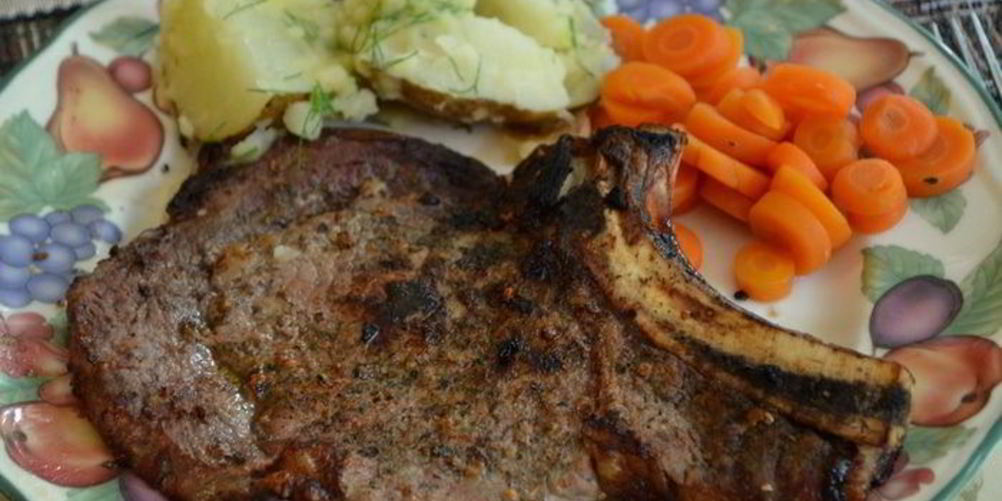 Как приготовить говяжьи стейки на гриле