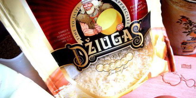 Рецепт капустных стейков под сыром джюгас