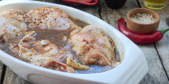 Рецепт куриных стейков в имбирно-пряном маринаде