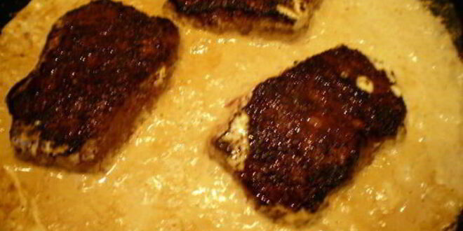 Рецепт перечного раундрамба-стейка с грилованными овощами