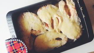 Рецепт Стейка из семги в духовке под сырной корочкой