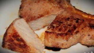 Рецепт Стейка из свинины в мультиварке