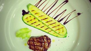 Рецепт Стейка торнедос с трюфельным маслом