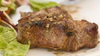 Рецепт Стейков из говядины с лимонным соком и травами