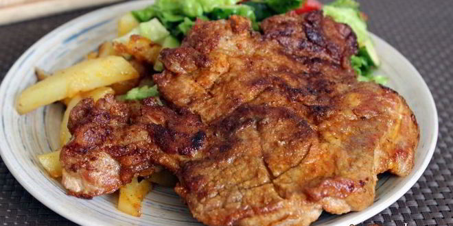 Рецепт свиных стейков в паприке