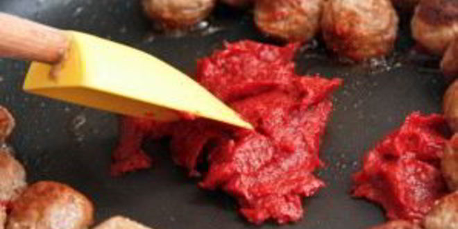 Рецепт куриных тефтелей в томатном соусе