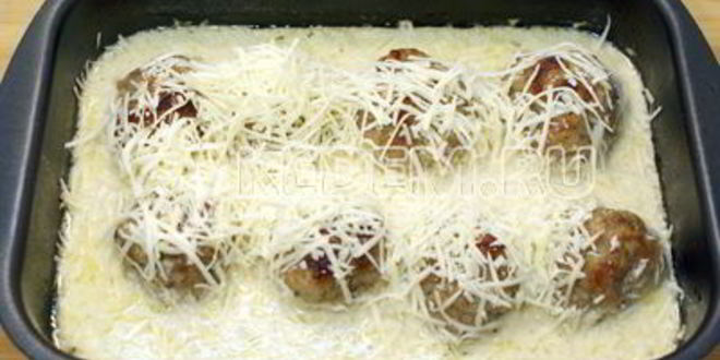 Рецепт рождественского венка из тефтелей