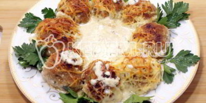 Рецепт рождественского венка из тефтелей