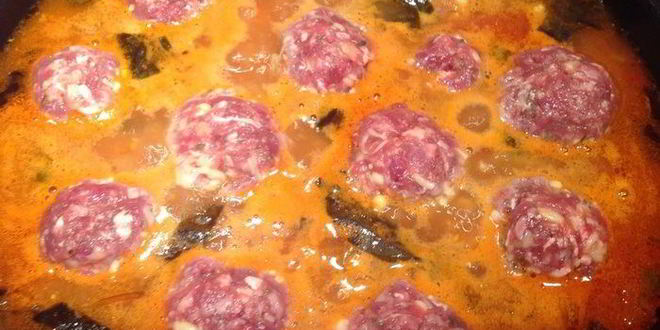 Рецепт спагетти с тефтельками с кедровыми орешками