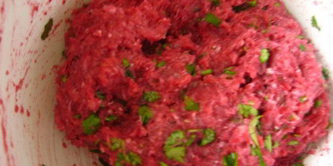 Рецепт свекольно-мясных тефтели с грибной начинкой