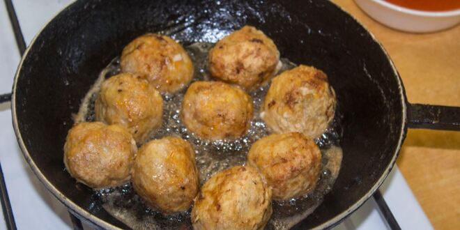 Рецепт тефтелей без риса с подливкой в духовке