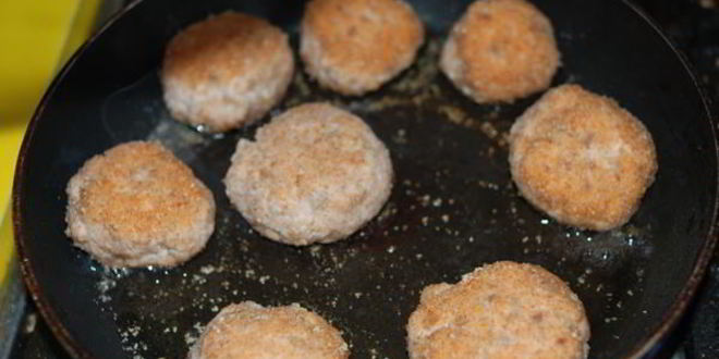 Рецепт тефтелей из семги в томатном соусе