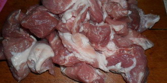 Рецепт тефтелей по-домашнему с шалфеем в томатном соусе