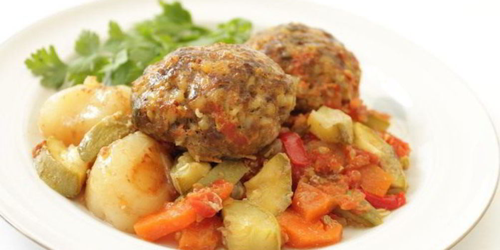 Как приготовить тефтели с булгуром и кабачком