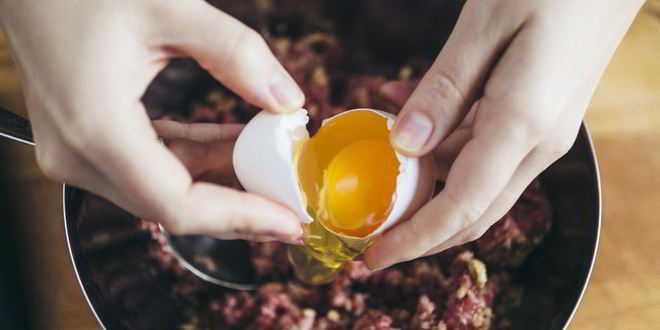 Рецепт тефтелей с грецкими орехами в соусе