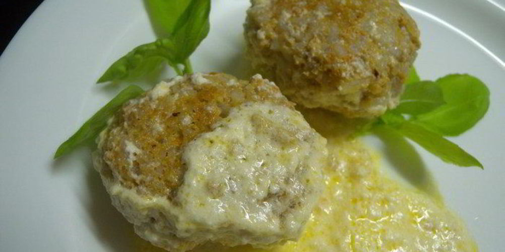 Как приготовить тефтели с рисом и сельдереем