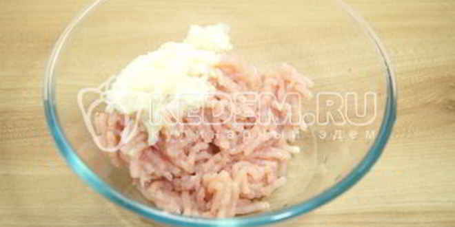 Рецепт тефтелей в сливочном соусе