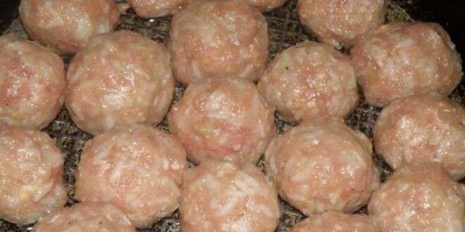 Рецепт тефтелей в сметанном соусе